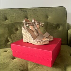VALENTINO GARAVANI Rockstud leather espadrille wedge sandals Size 38